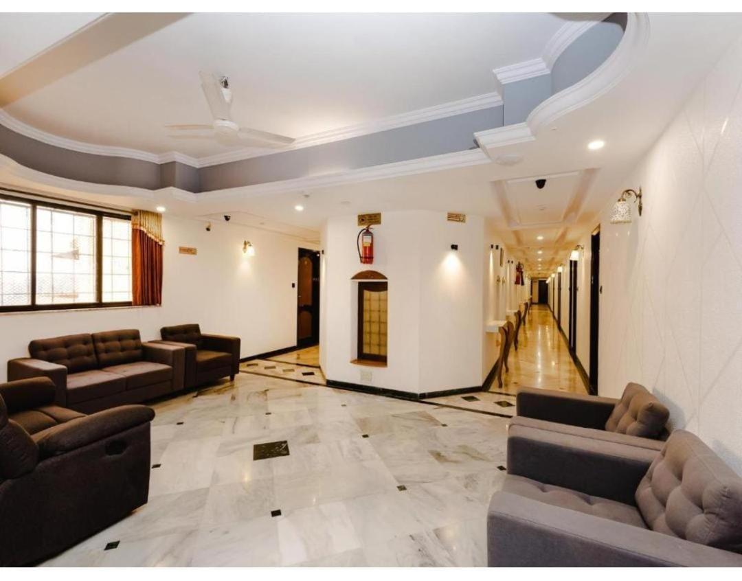 Hotel Galaxy Surat Luaran gambar